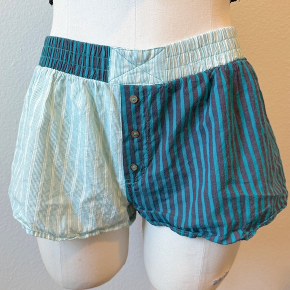 Free People Rags to Riches Shorts - Picture 4 of 5